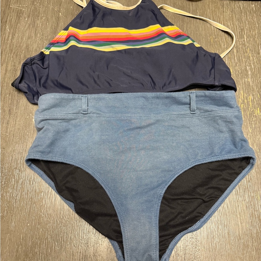 Hot Topic Dr Who bikini M